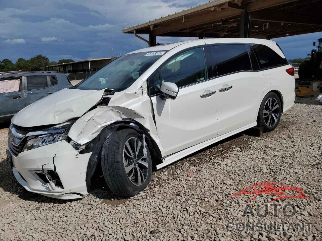 HONDA ODYSSEY 2018 - 5FNRL6H94JB104725