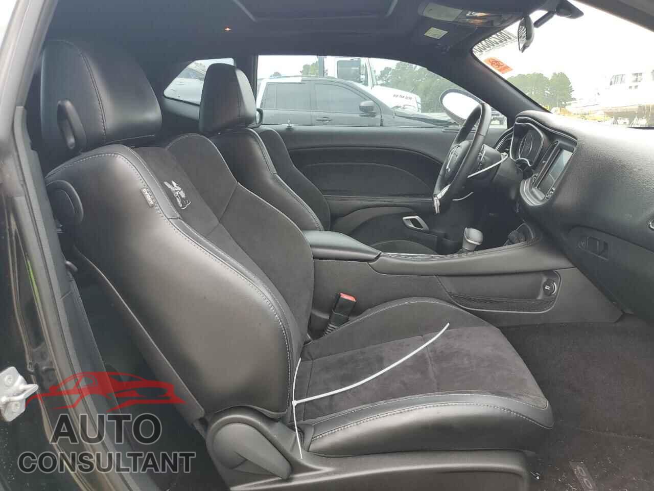 DODGE CHALLENGER 2016 - 2C3CDZFJ6GH255476