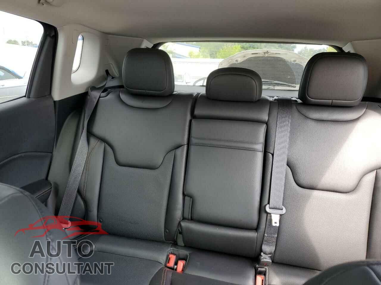 JEEP COMPASS 2017 - 3C4NJDCB7HT617143