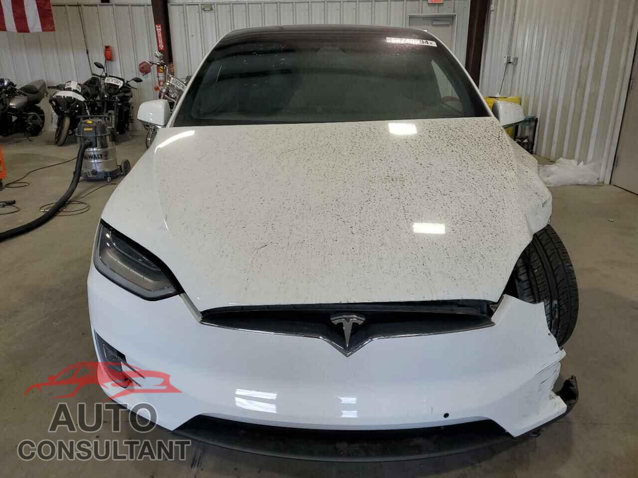 TESLA MODEL X 2020 - 5YJXCDE44LF284893