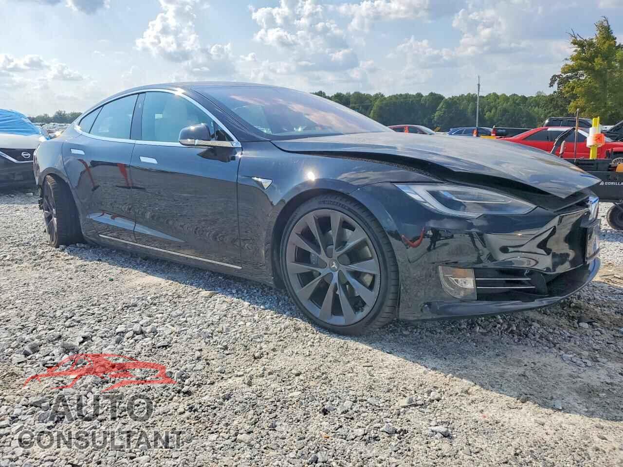 TESLA MODEL S 2021 - 5YJSA1E2XMF426047
