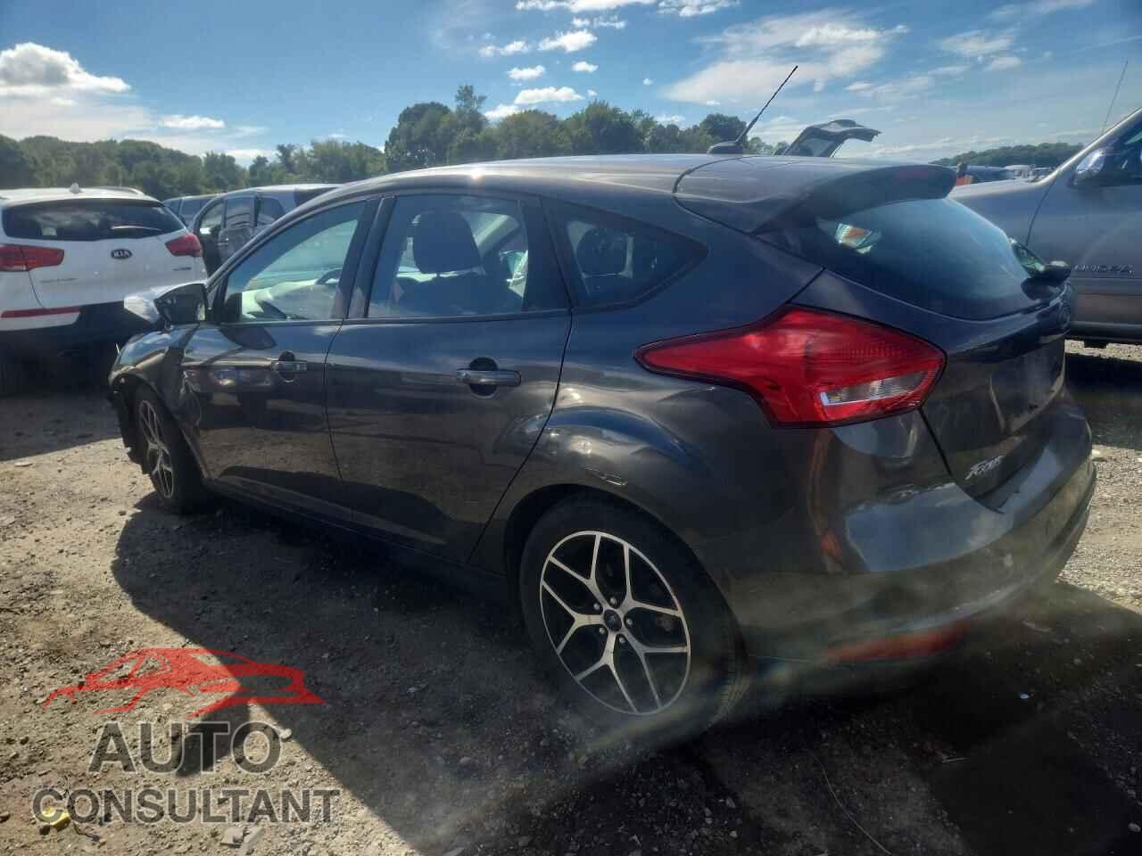 FORD FOCUS 2017 - 1FADP3M28HL330334