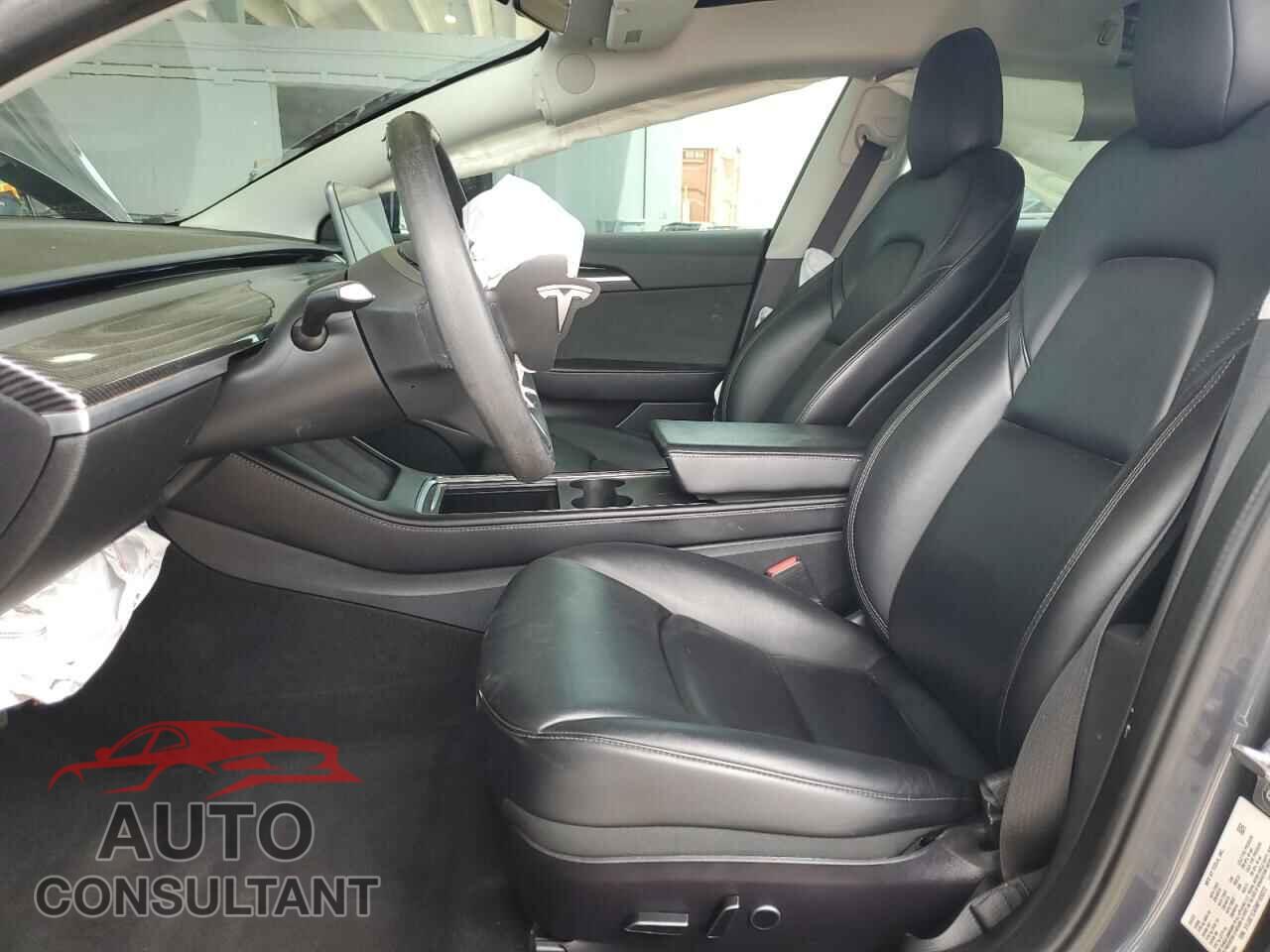 TESLA MODEL 3 2022 - 5YJ3E1EA5NF189372
