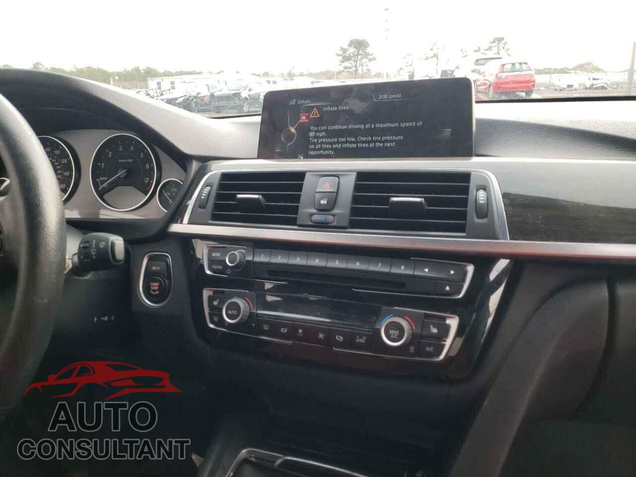 BMW 3 SERIES 2016 - WBA8E3G51GNU04281