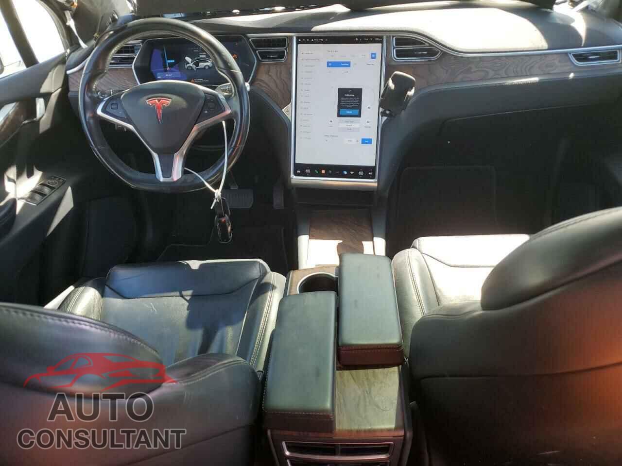 TESLA MODEL X 2017 - 5YJXCBE21HF051418