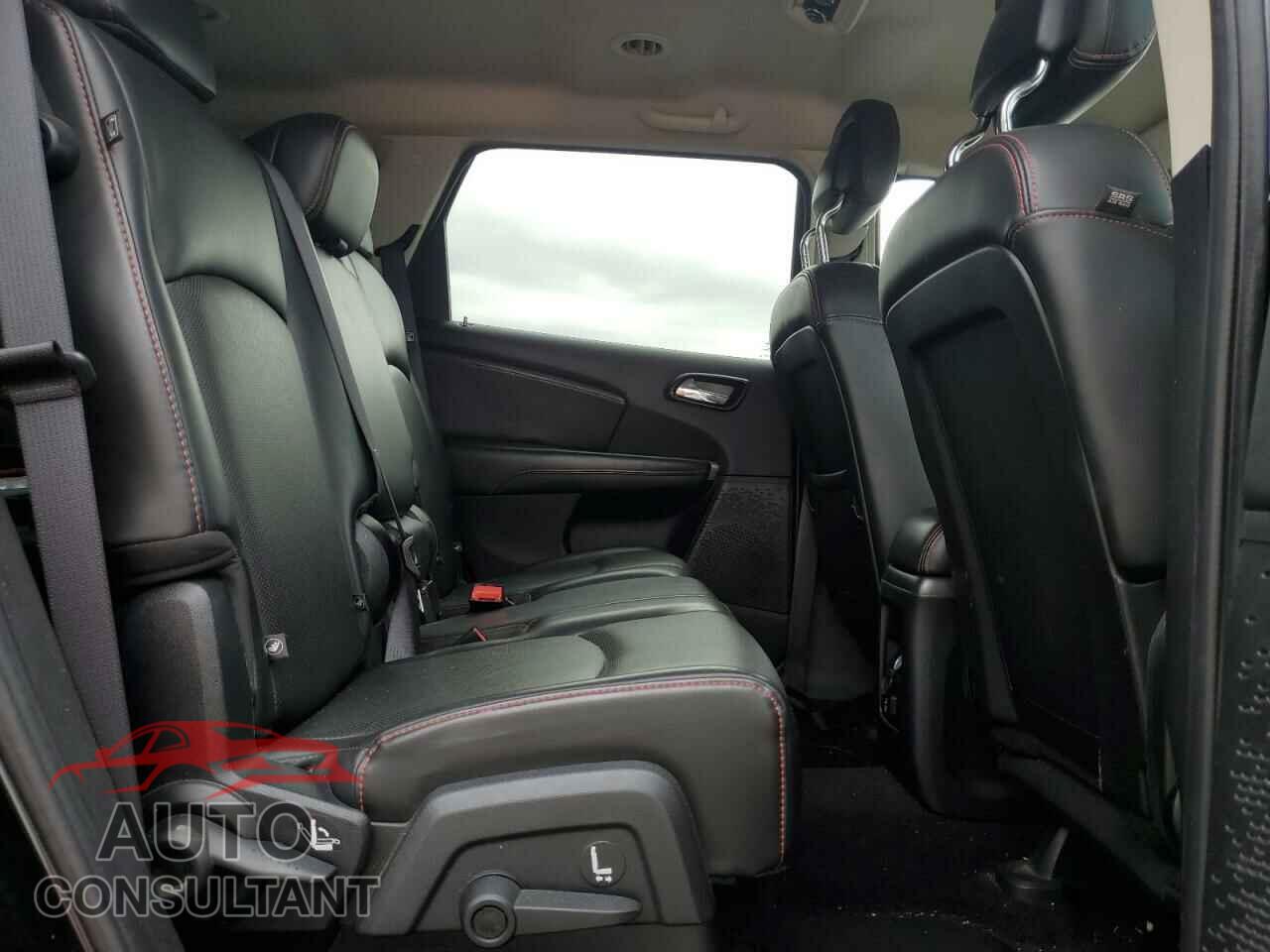 DODGE JOURNEY 2015 - 3C4PDDEG3FT641882