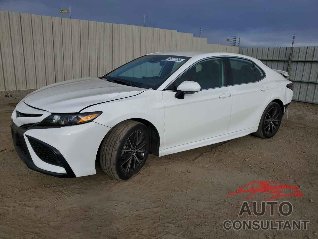 TOYOTA CAMRY 2024 - 4T1G11AK5RU188873