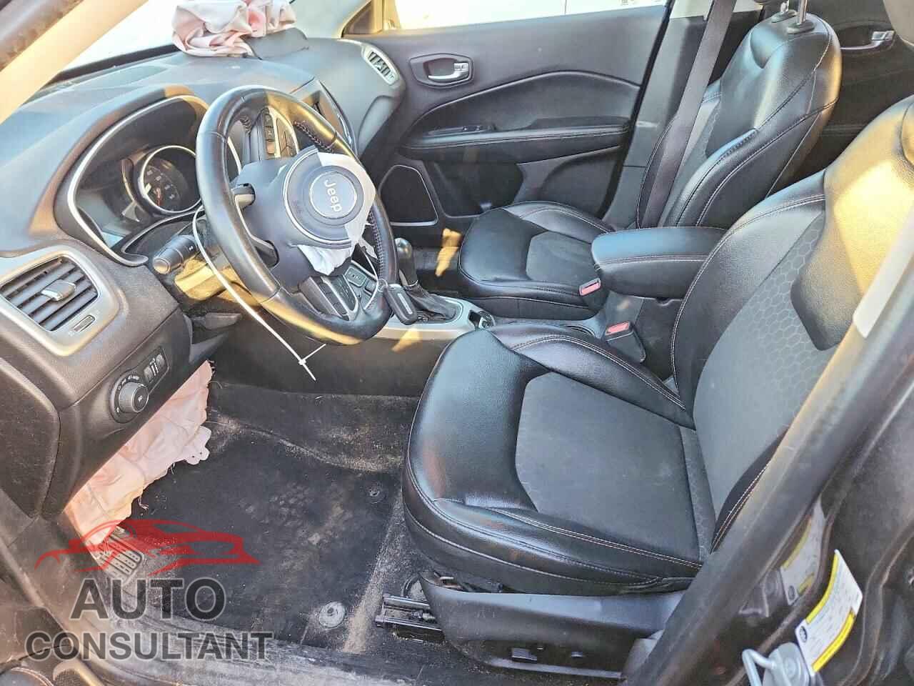 JEEP COMPASS 2018 - 3C4NJDBB9JT433863