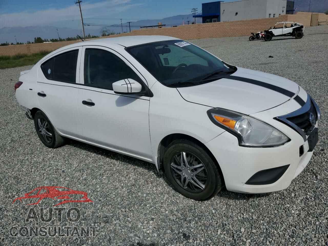 NISSAN VERSA 2017 - 3N1CN7AP3HL833747