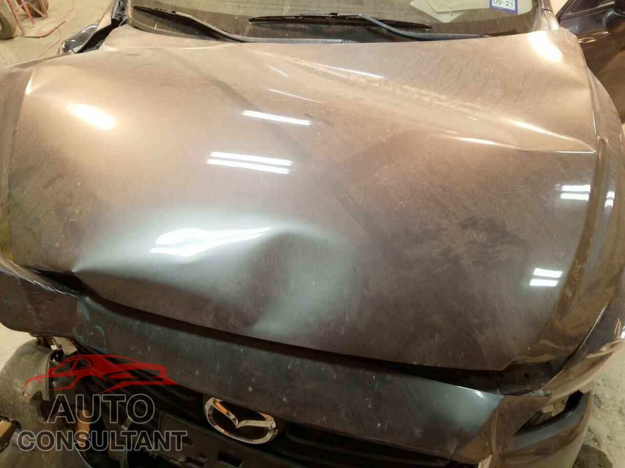 MAZDA 3 2017 - 3MZBN1K77HM104520