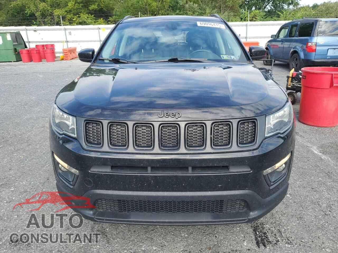 JEEP COMPASS 2019 - 3C4NJDBB8KT713923