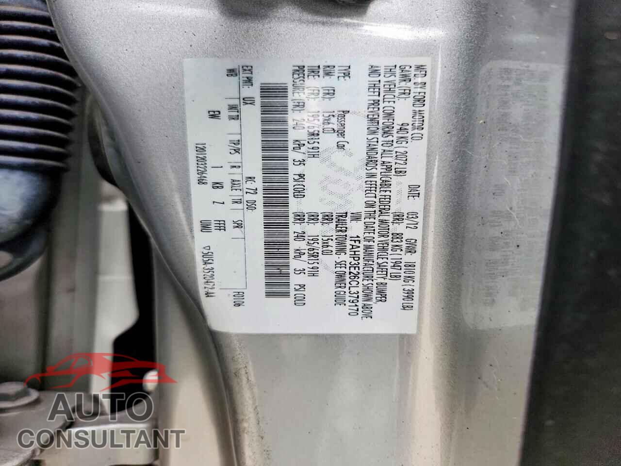 FORD FOCUS 2012 - 1FAHP3E26CL379170
