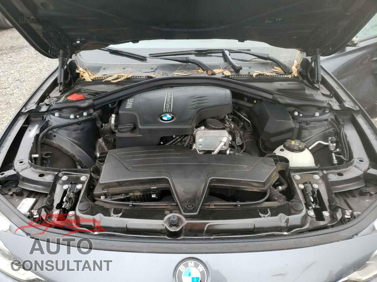 BMW 3 SERIES 2016 - WBA8E3G51GNU01171