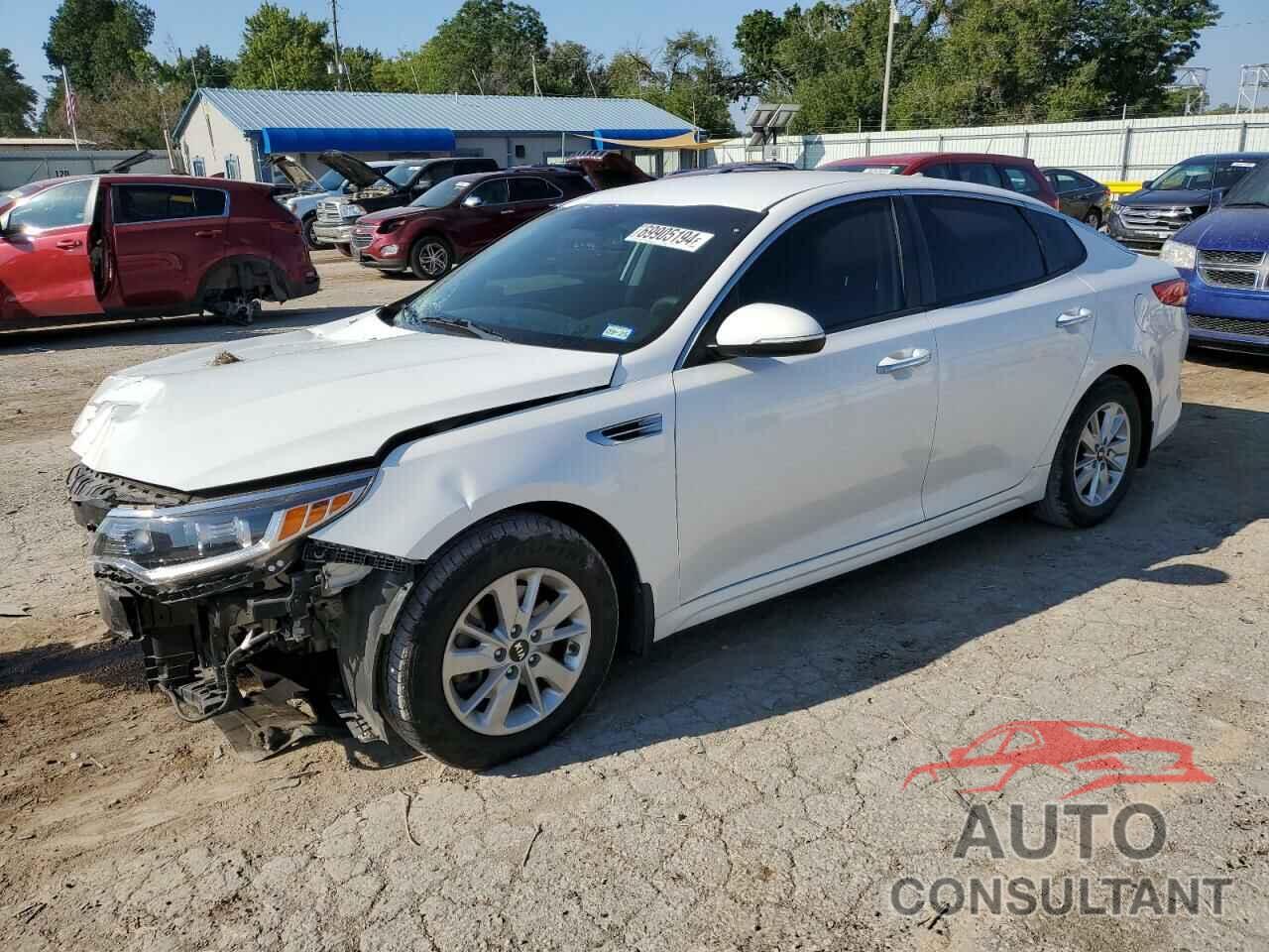KIA OPTIMA 2018 - KNAGT4L37J5214195