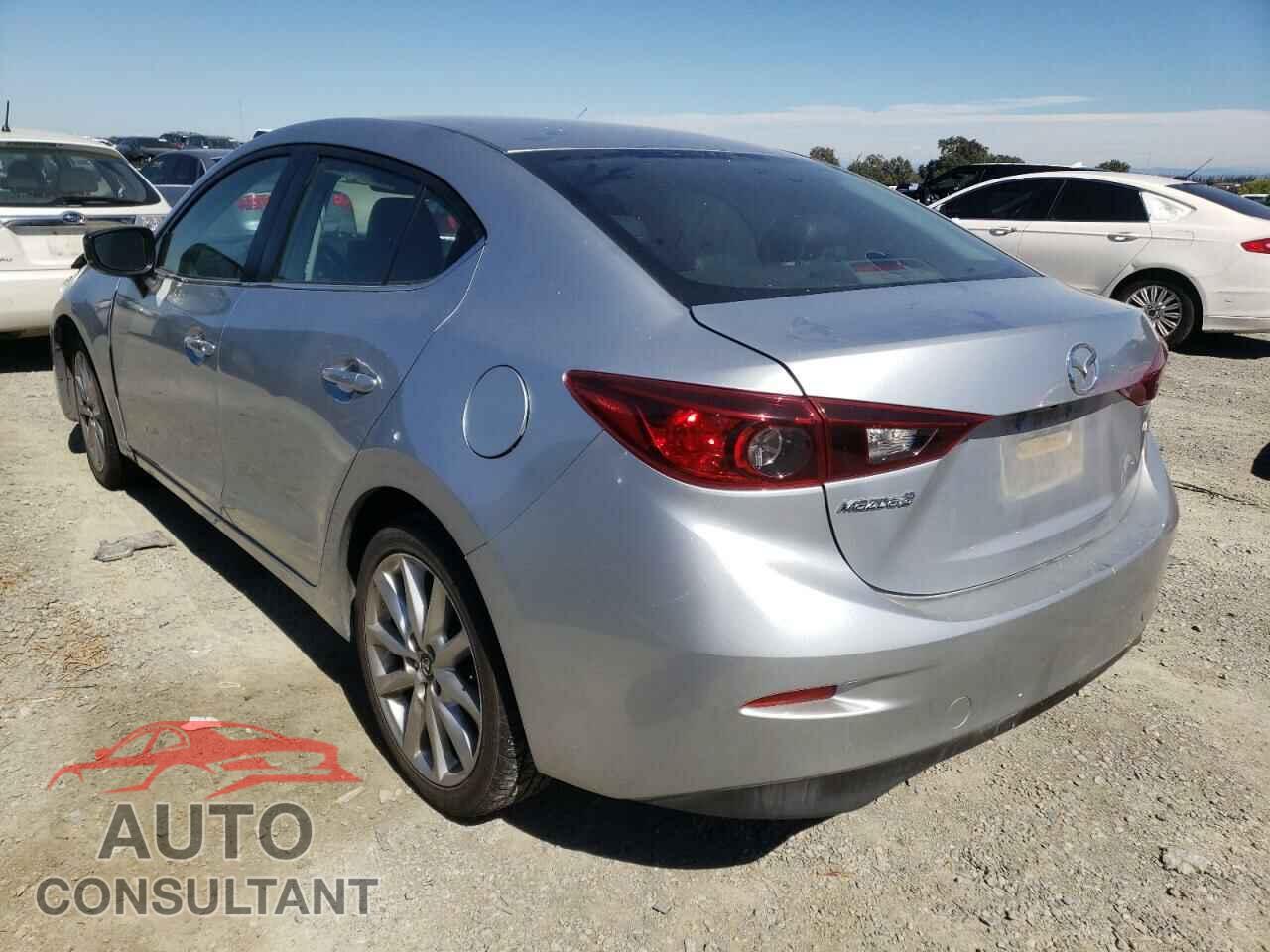 MAZDA 3 2017 - 3MZBN1V79HM119726
