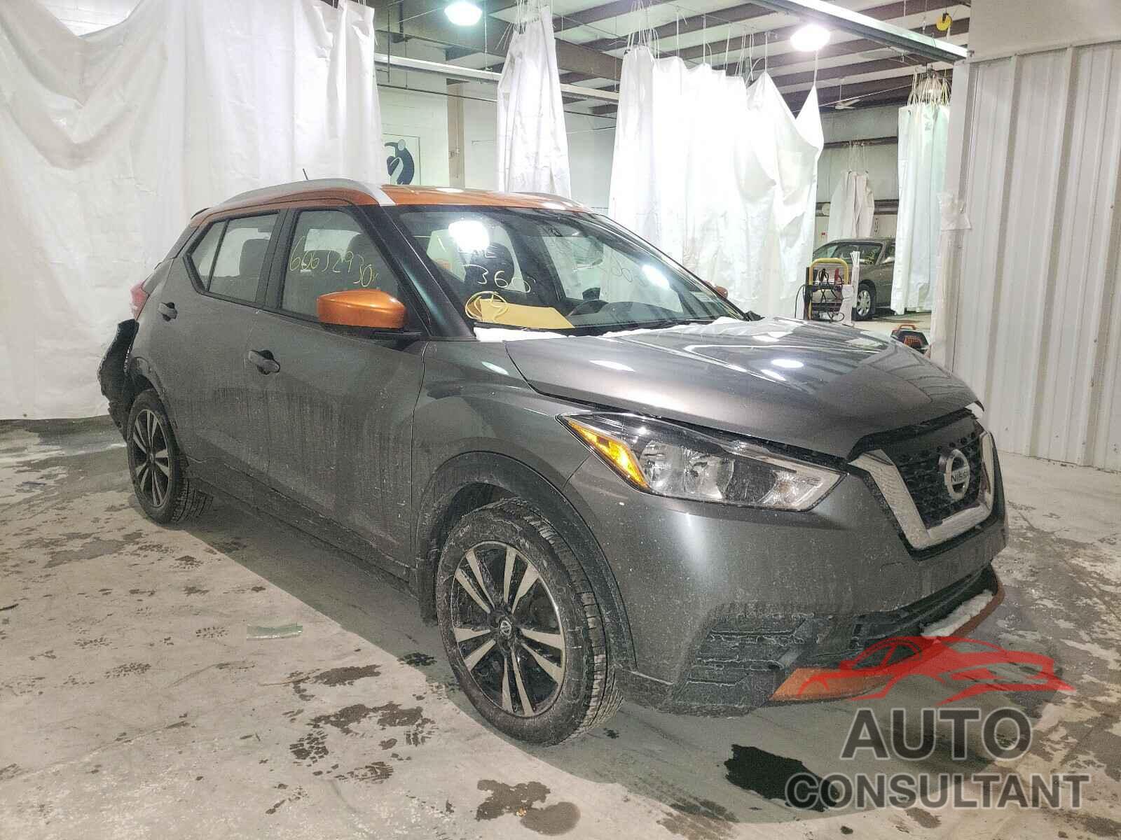 NISSAN KICKS 2018 - 3N1CP5CU6JL536270