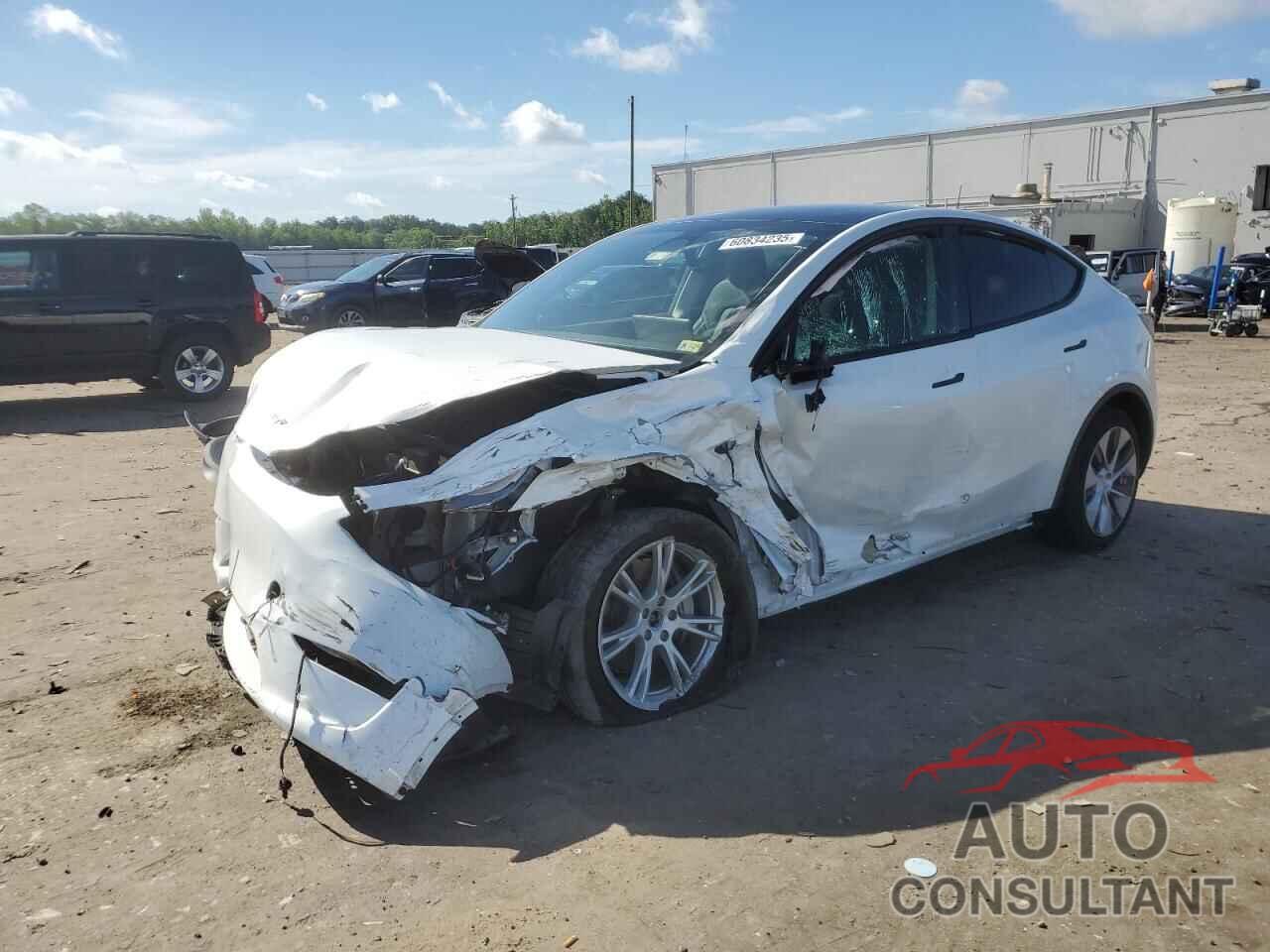 TESLA MODEL Y 2023 - 7SAYGDEE4PF664617