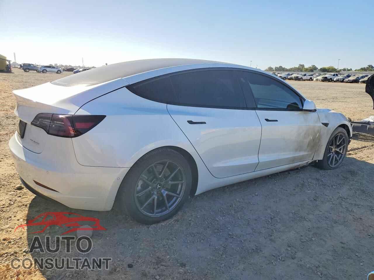 TESLA MODEL 3 2021 - 5YJ3E1EB4MF019432