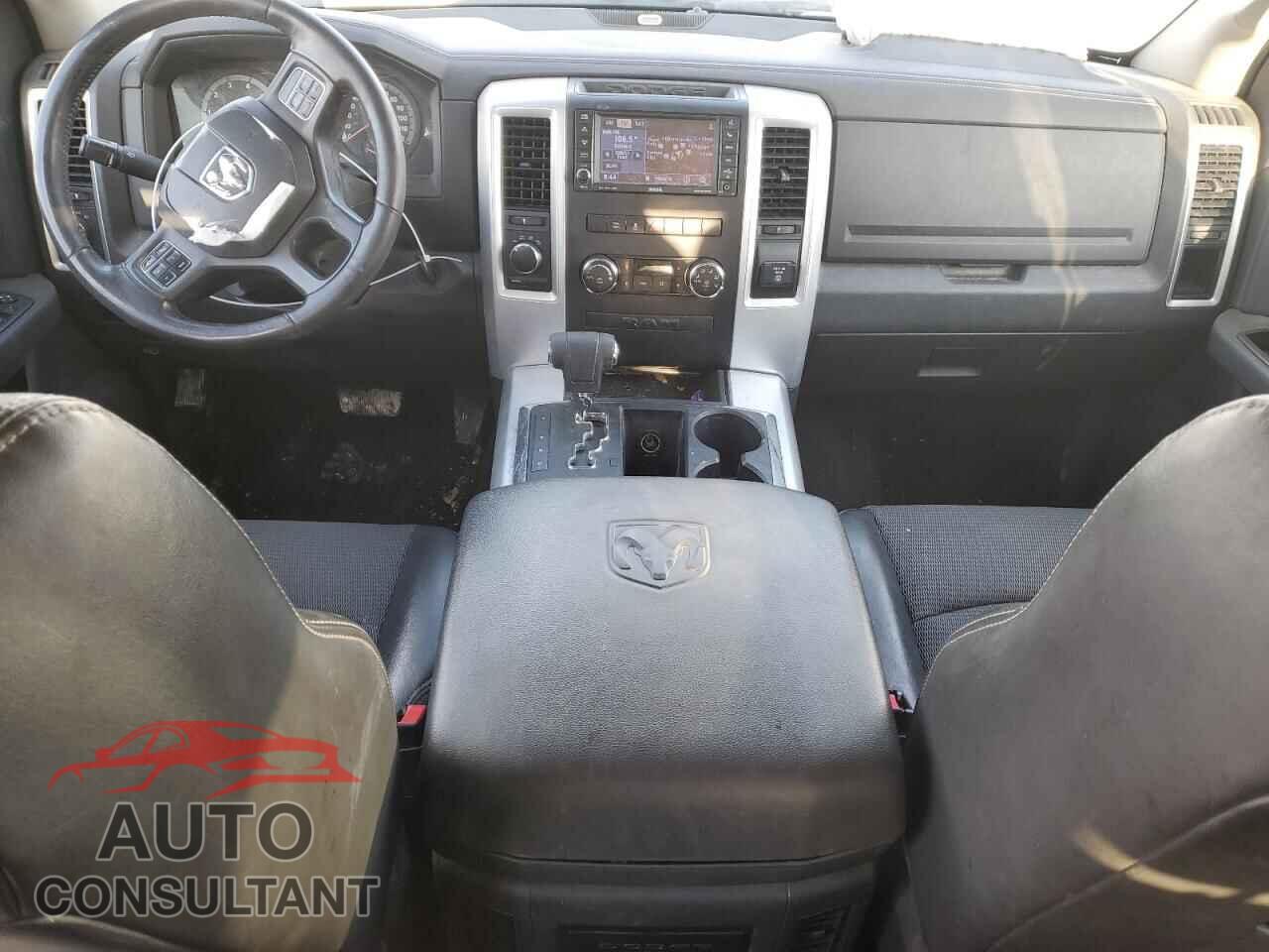 DODGE RAM 1500 2012 - 1C6RD7MT2CS111285