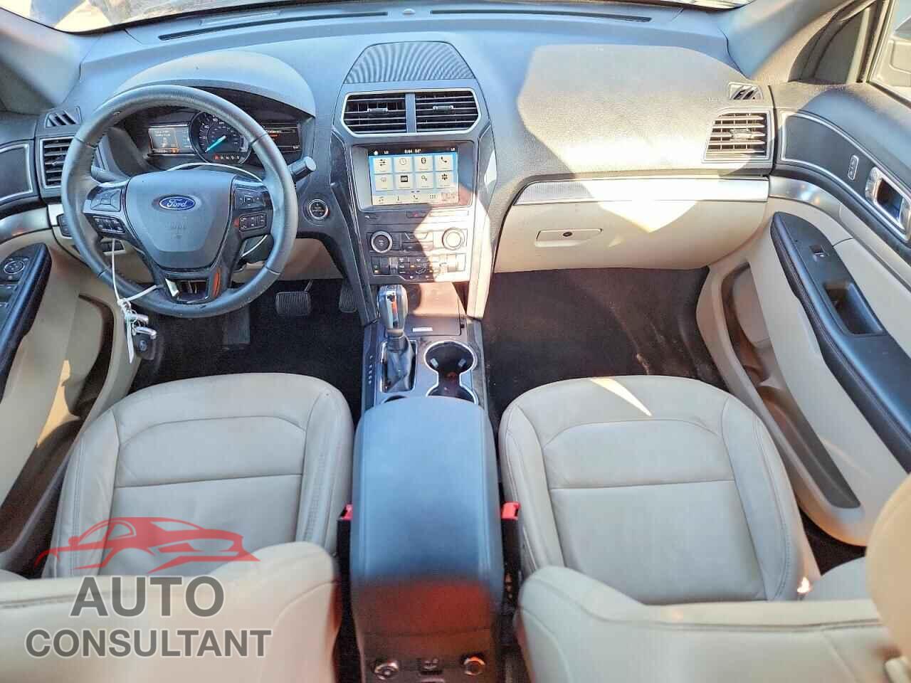 FORD EXPLORER 2018 - 1FM5K7D8XJGB94503