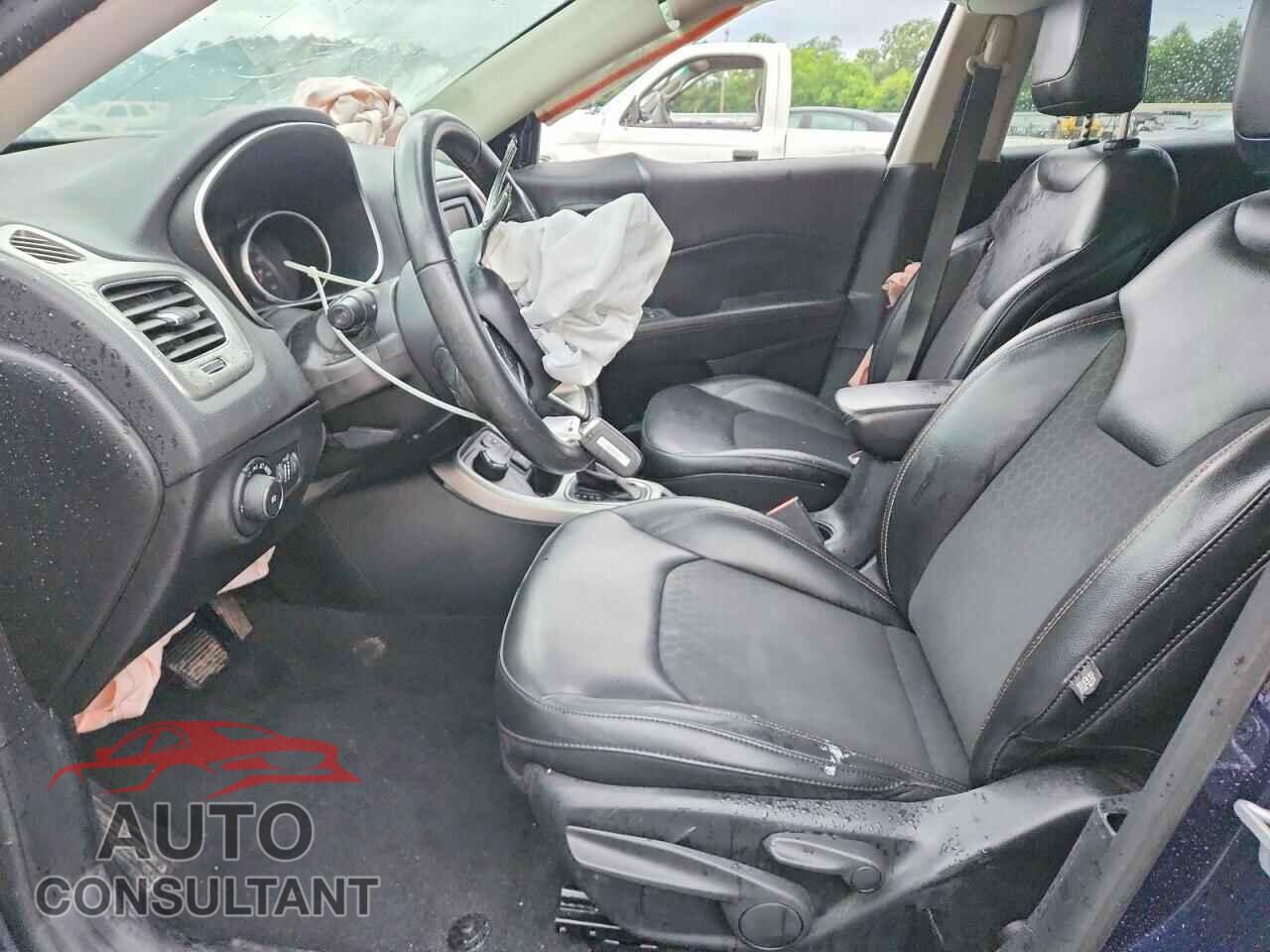 JEEP COMPASS 2018 - 3C4NJDBB6JT283646