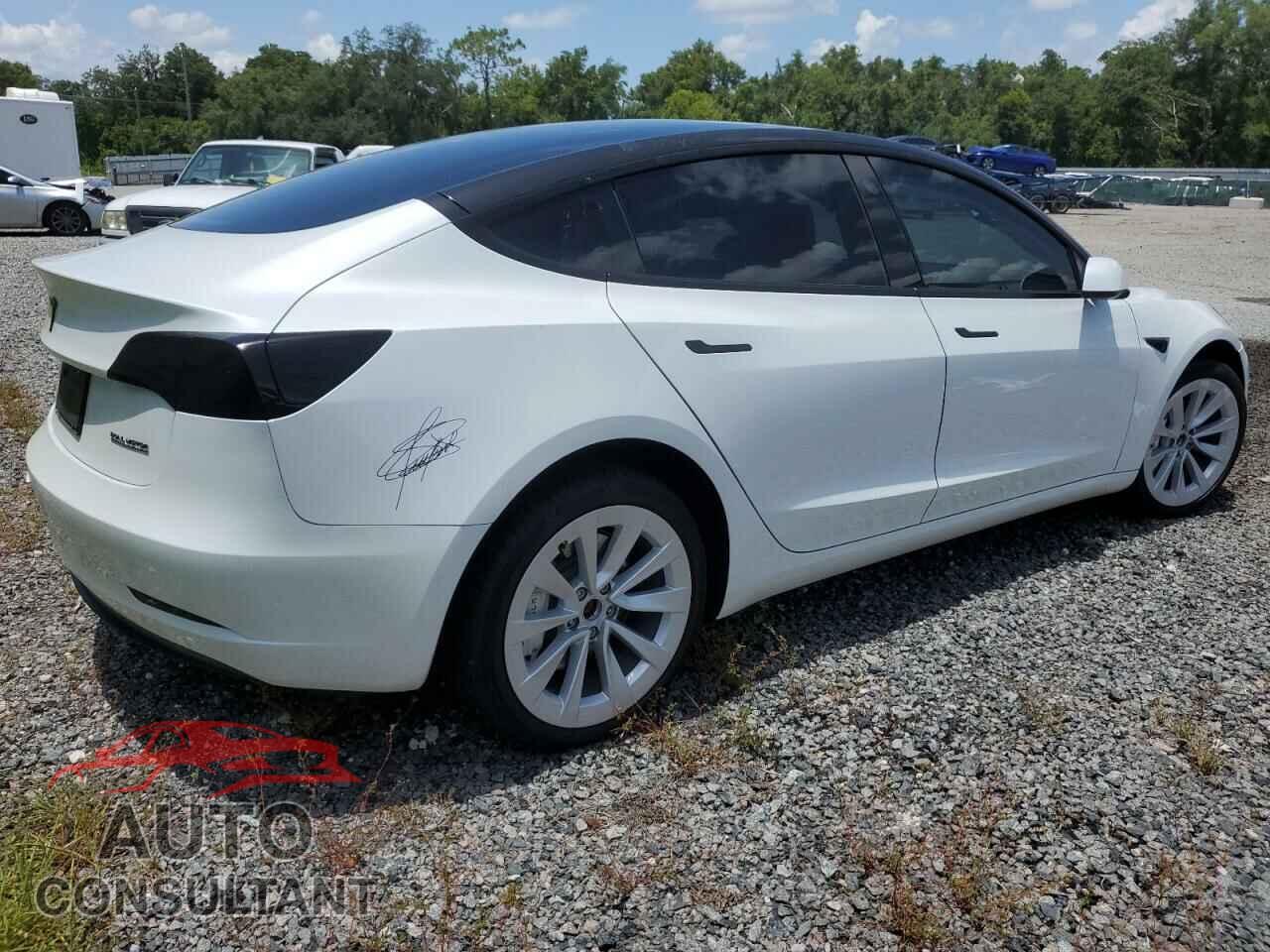 TESLA MODEL 3 2023 - 5YJ3E1EB2PF595475