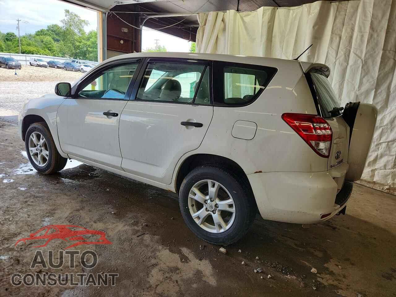 TOYOTA RAV4 2010 - JTMBF4DV2A5018122