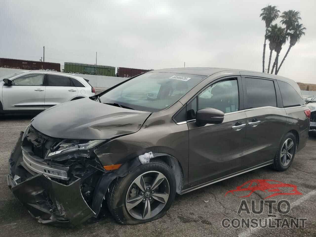 HONDA ODYSSEY 2018 - 5FNRL6H89JB056680