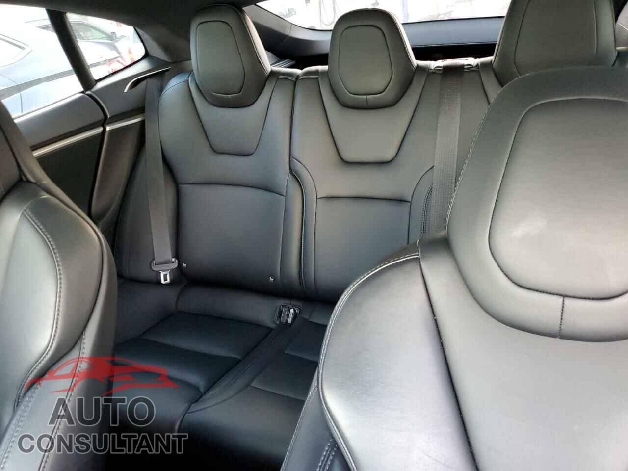 TESLA MODEL S 2017 - 5YJSA1E18HF231187