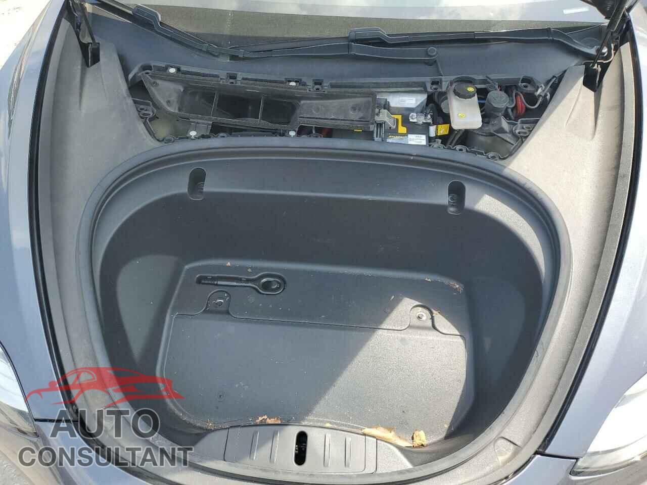 TESLA MODEL 3 2020 - 5YJ3E1EB4LF616756