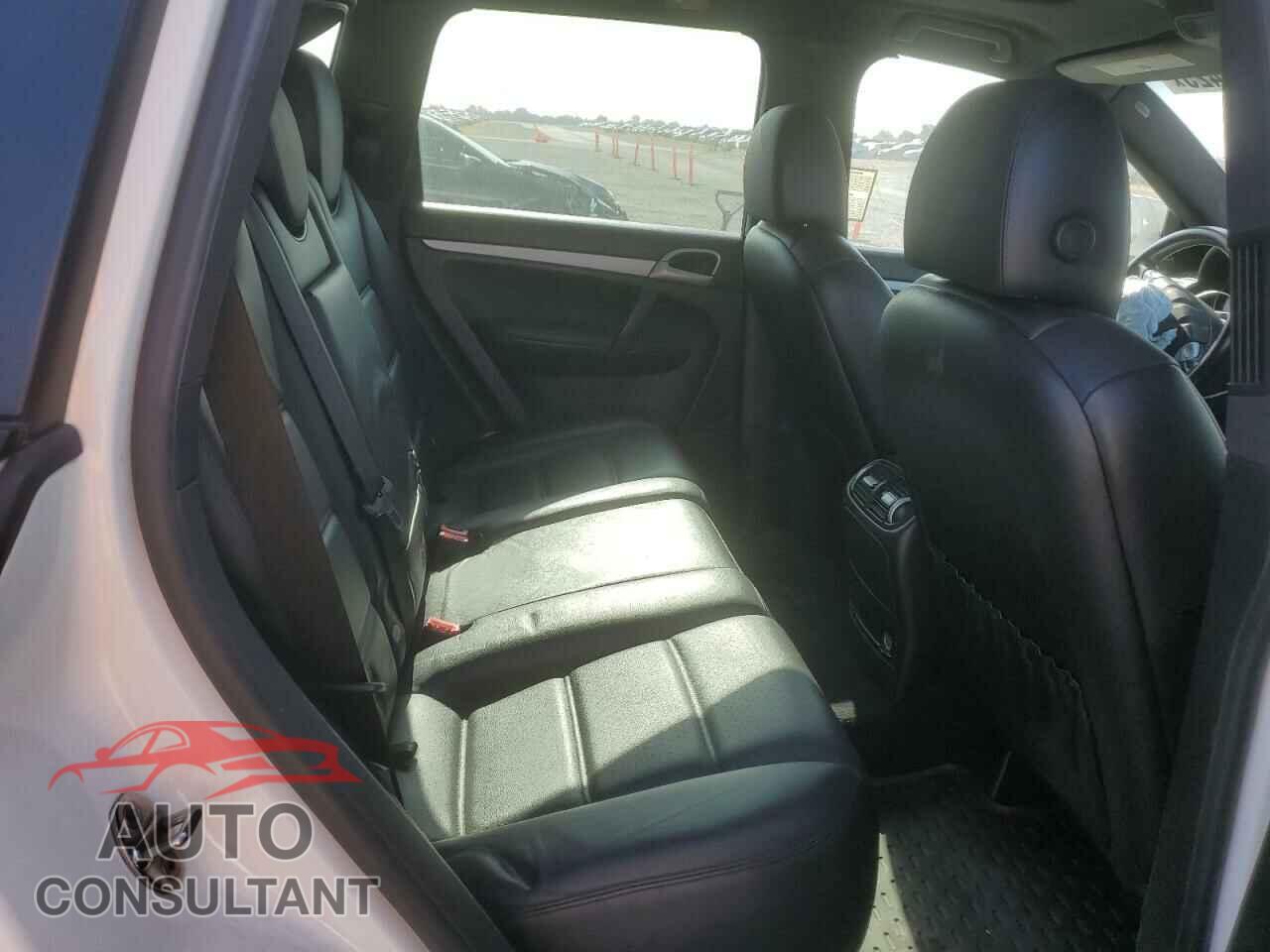 PORSCHE CAYENNE 2010 - WP1AA2AP5ALA12023