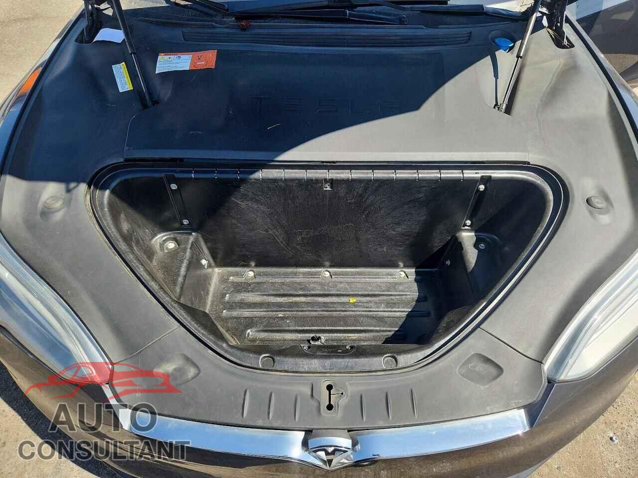 TESLA MODEL S 2016 - 5YJSA1E15GF170525