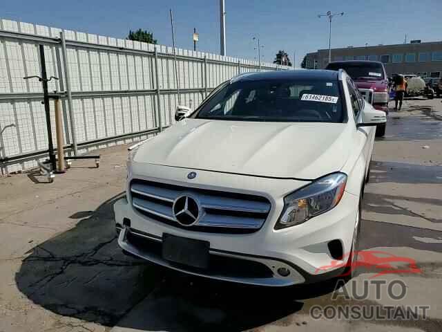 MERCEDES-BENZ GLA-CLASS 2016 - WDCTG4GB5GJ190447