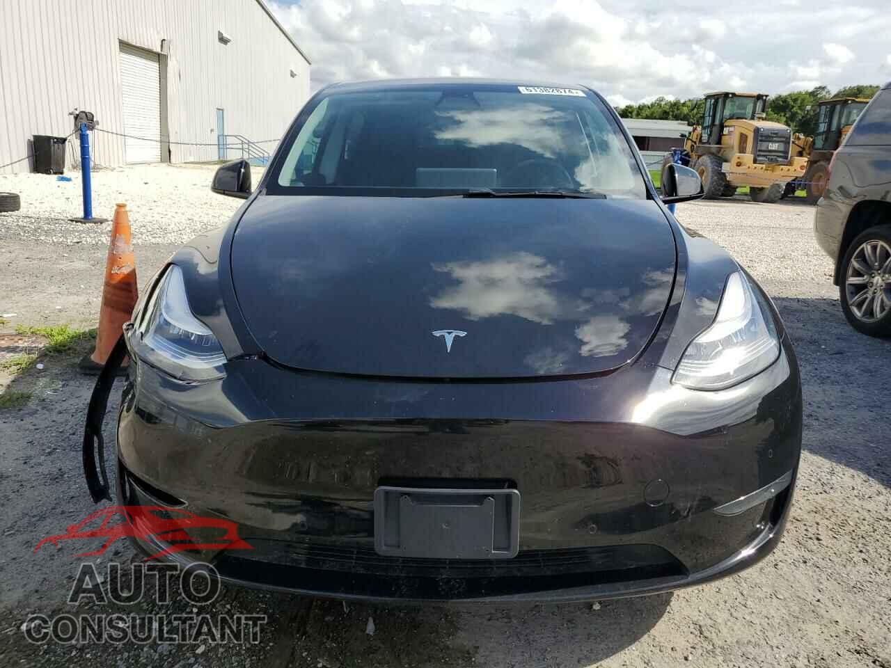 TESLA MODEL Y 2020 - 5YJYGDEE2LF045179