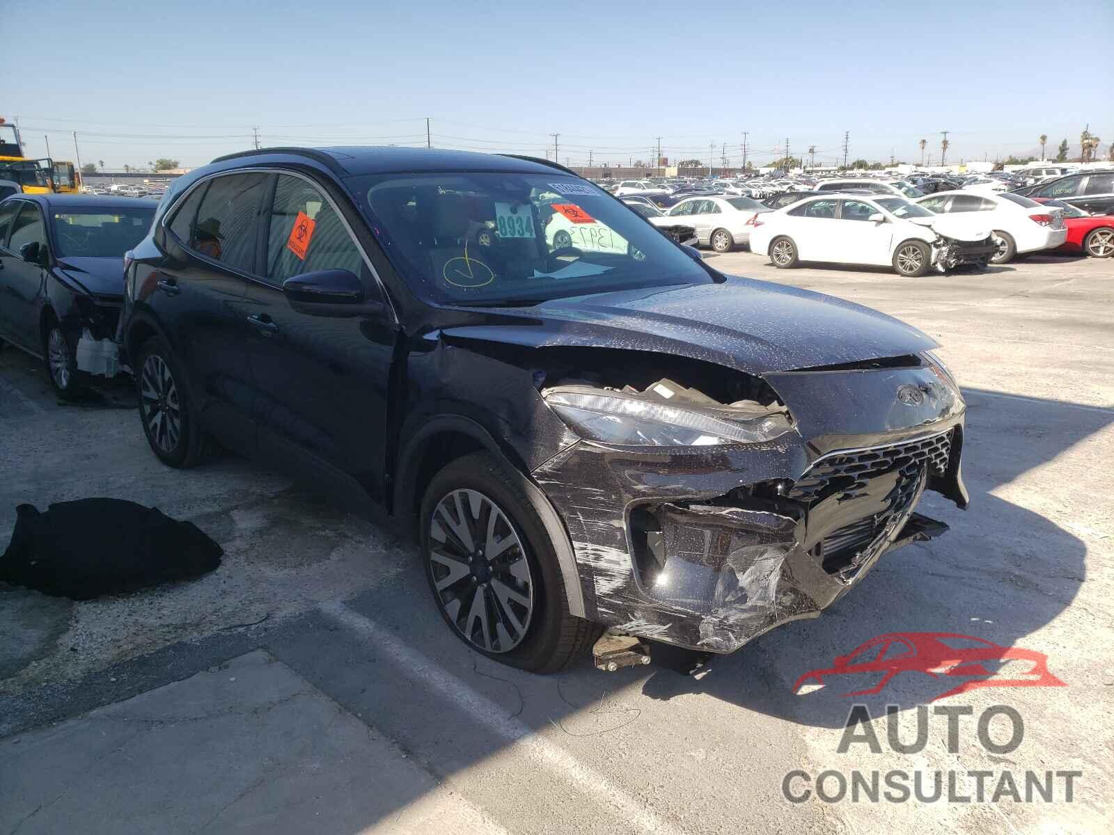FORD ESCAPE 2020 - 1FMCU9H9XLUA35386