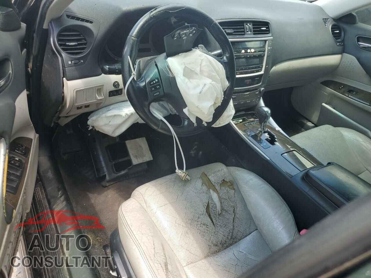 LEXUS IS 2010 - JTHCF5C20A2033137