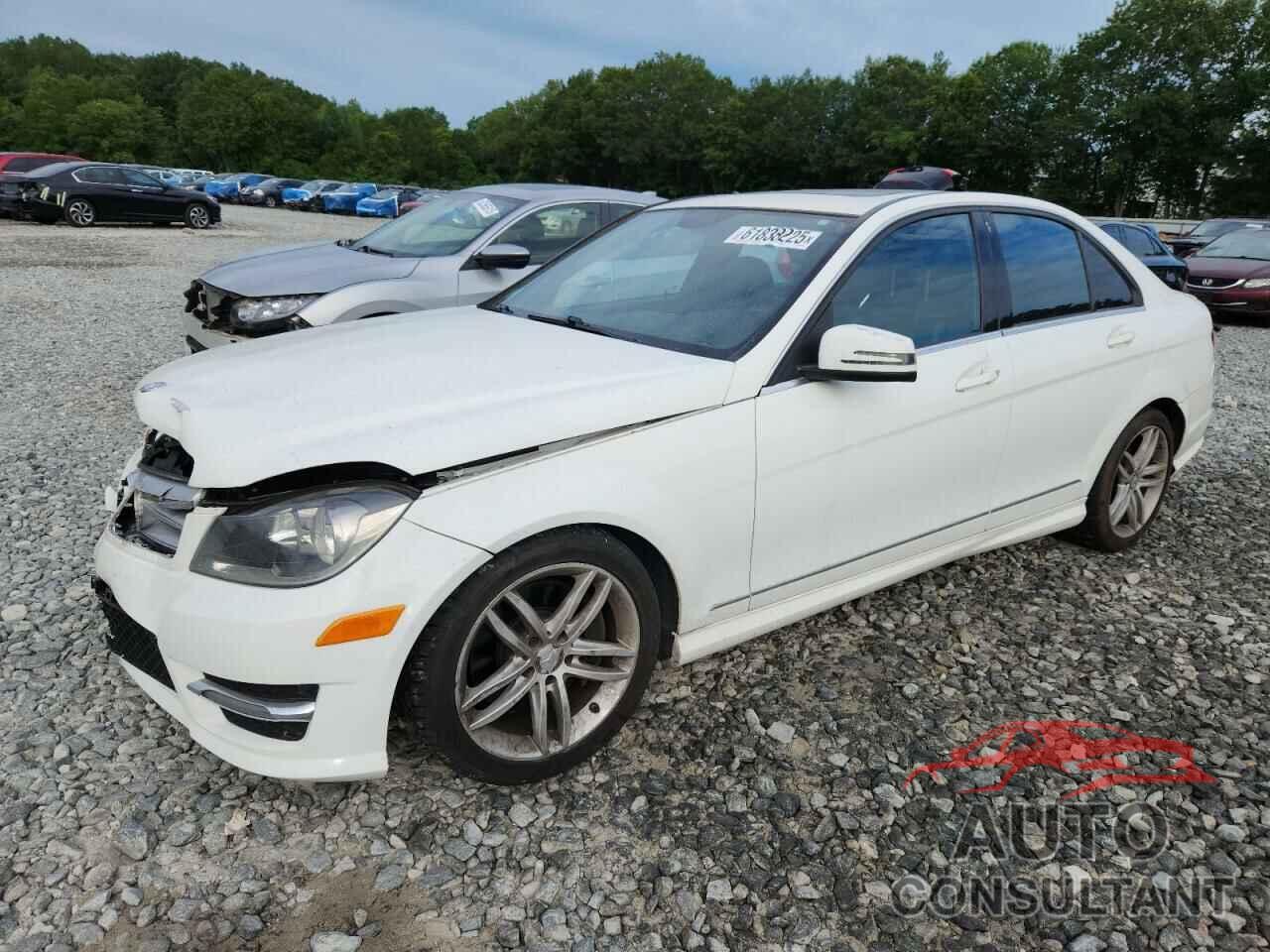 MERCEDES-BENZ C-CLASS 2013 - WDDGF8AB0DR295586