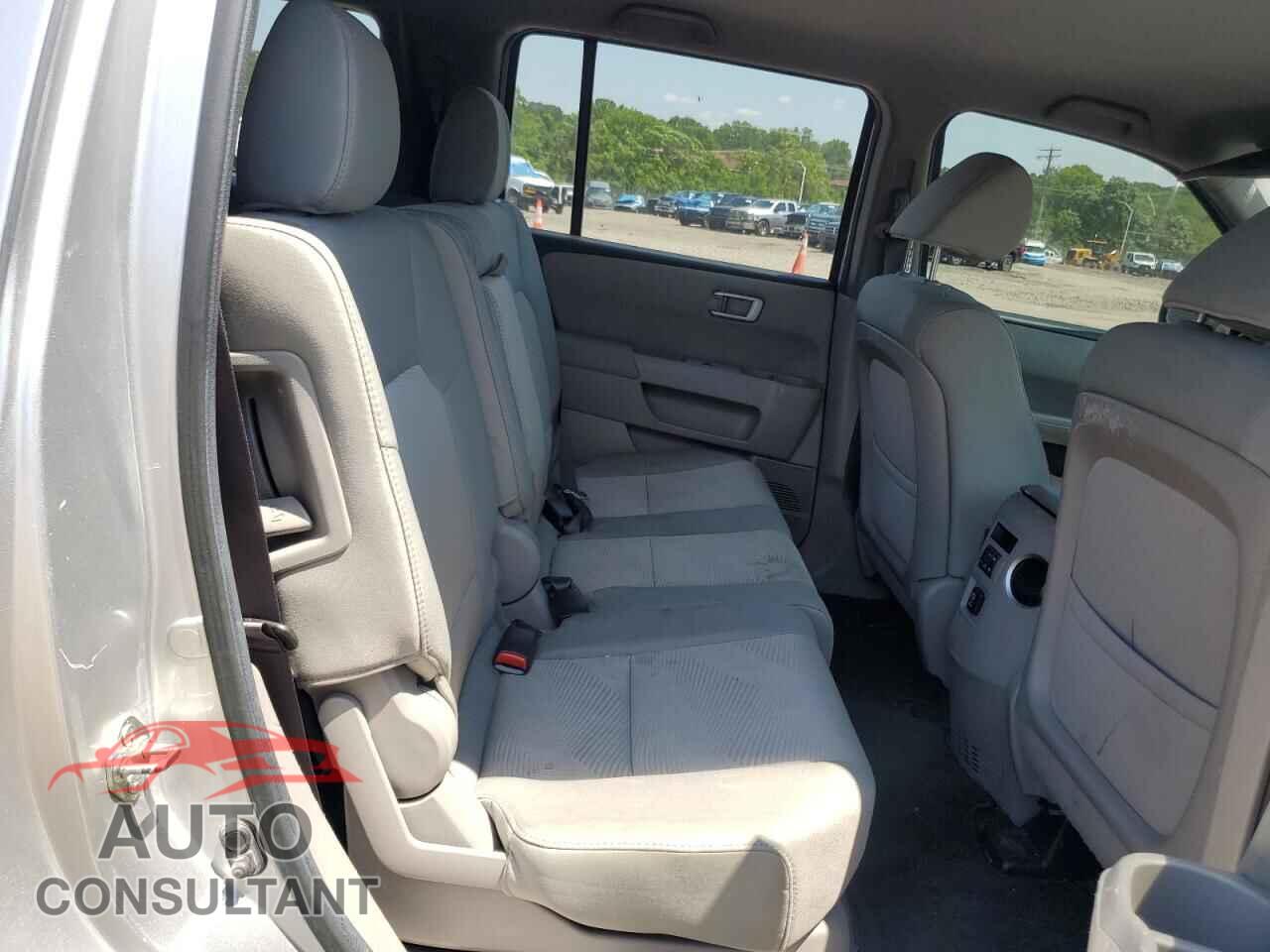 HONDA PILOT 2013 - 5FNYF4H24DB015509