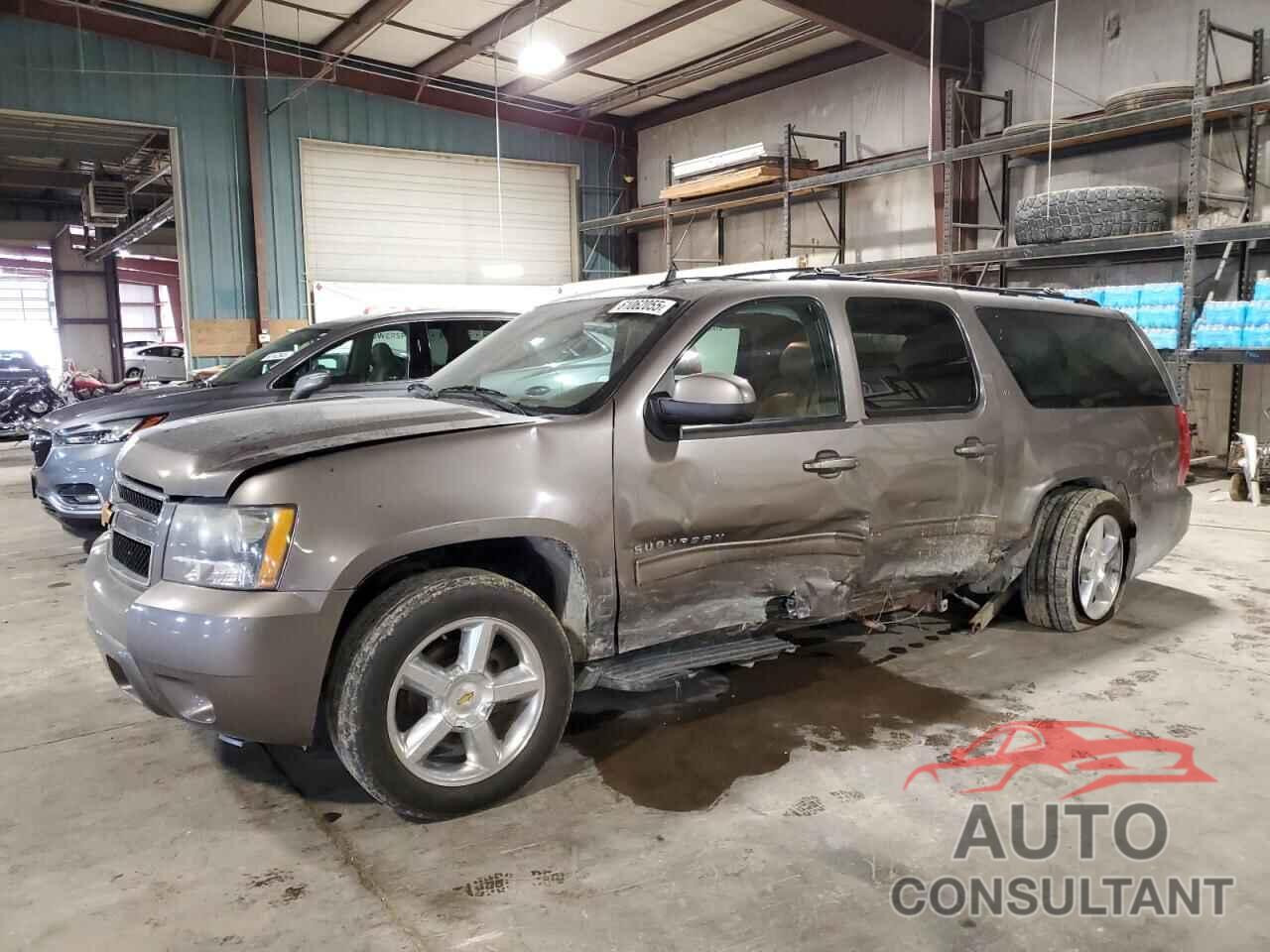 CHEVROLET SUBURBAN 2012 - 1GNSKJE78CR102846