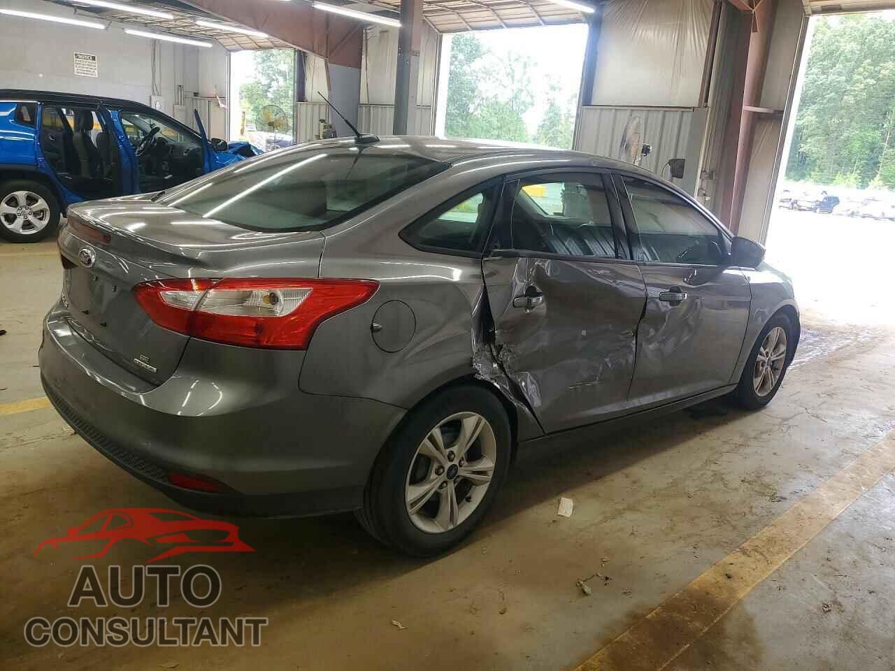FORD FOCUS 2014 - 1FADP3F22EL425867