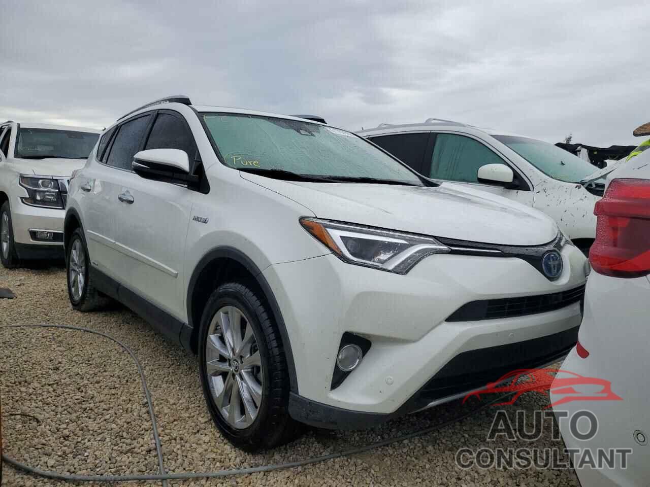 TOYOTA RAV4 2017 - JTMDJREV3HD061743