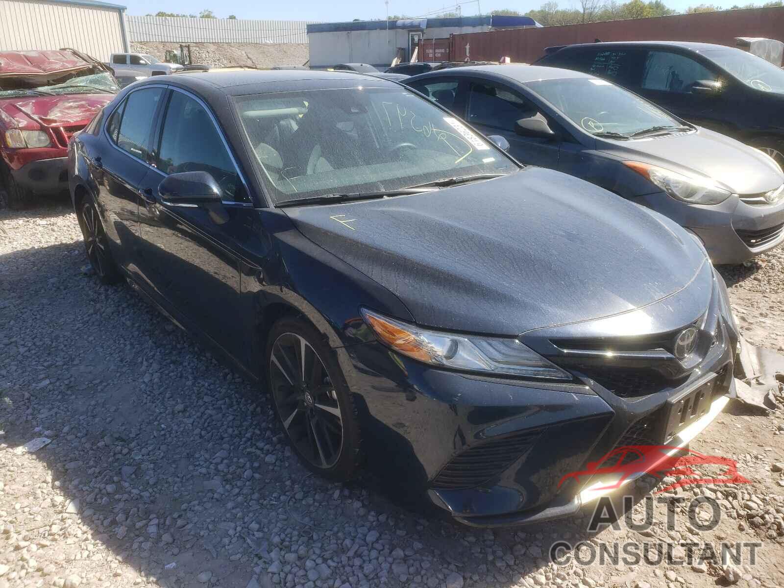 TOYOTA CAMRY 2019 - 4T1B61HK2KU282605