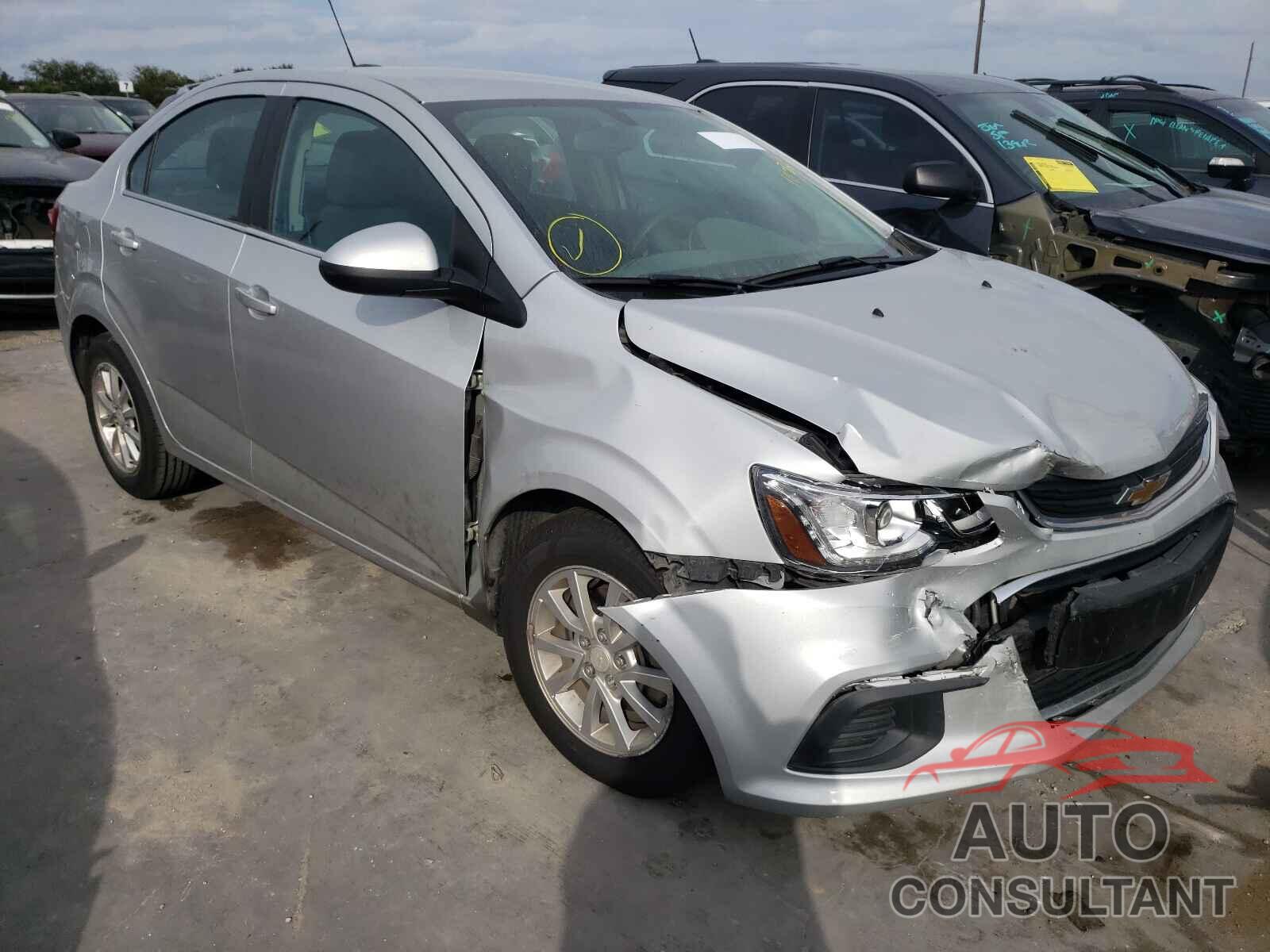 CHEVROLET SONIC 2017 - 1G1JD5SHXH4129451
