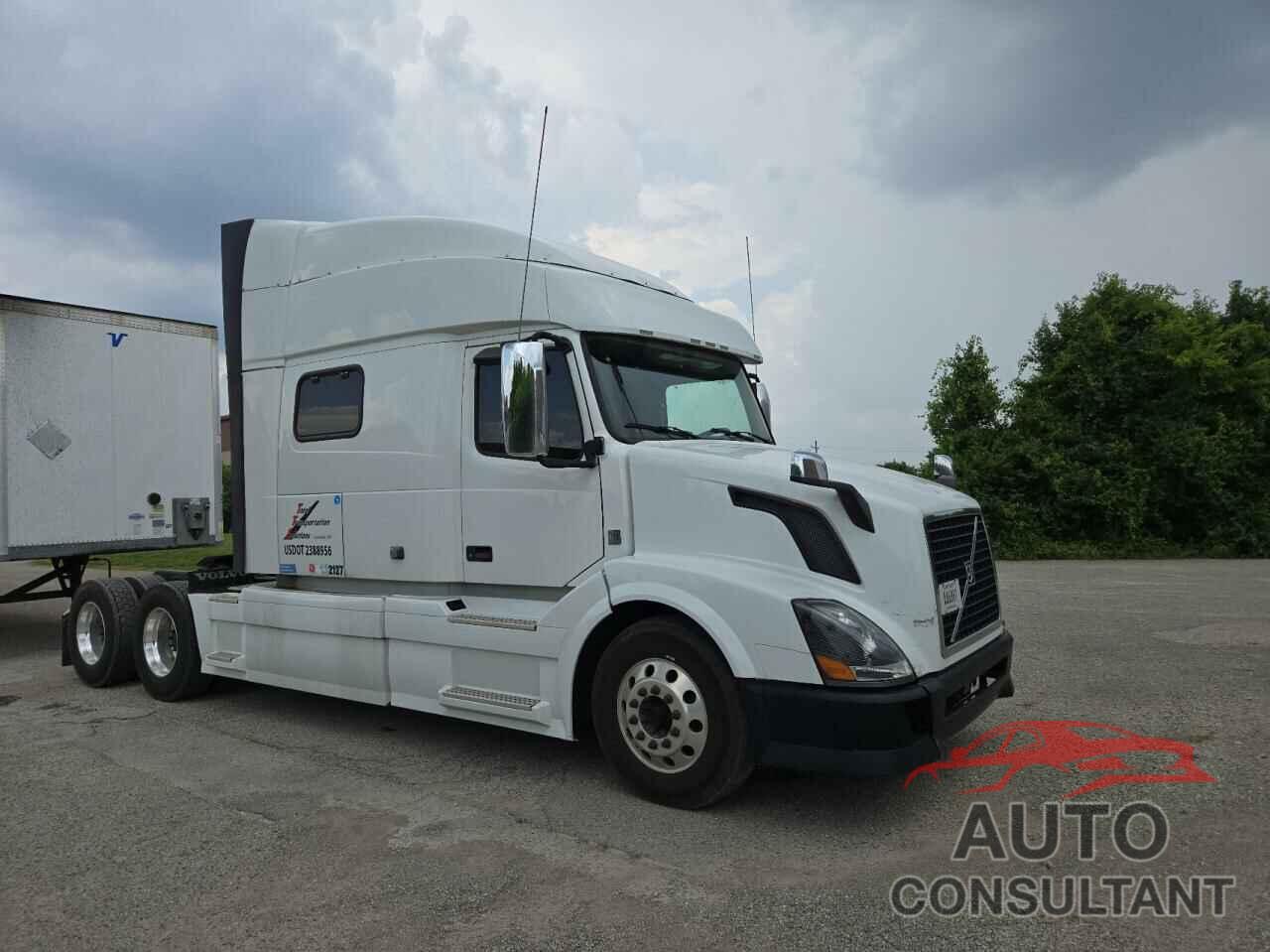 VOLVO VN 2016 - 4V4NC9EH0GN937769