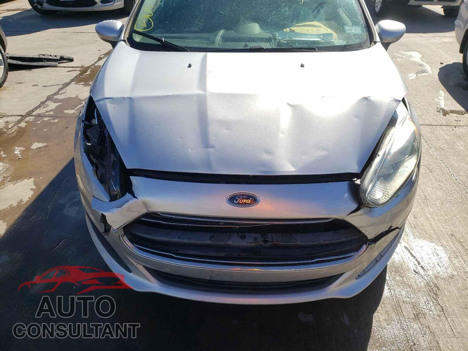 FORD FIESTA 2017 - 3FADP4EJ1HM129496