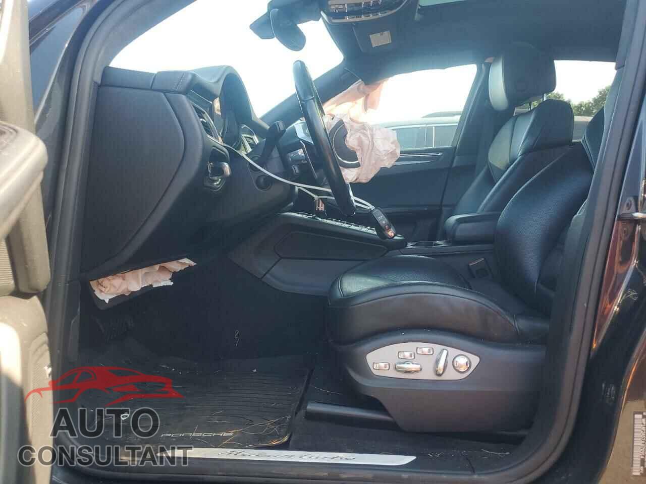 PORSCHE MACAN 2018 - WP1AF2A57JLB70914