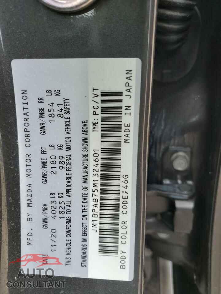 MAZDA 3 2021 - JM1BPAB75M1324601