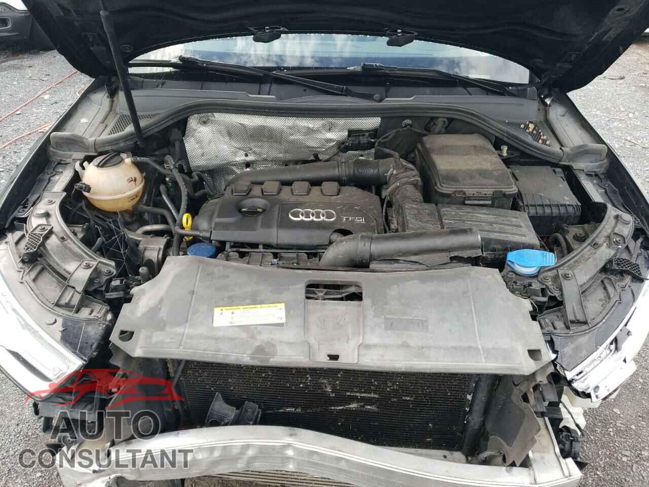 AUDI Q3 2017 - WA1JCCFS3HR012425