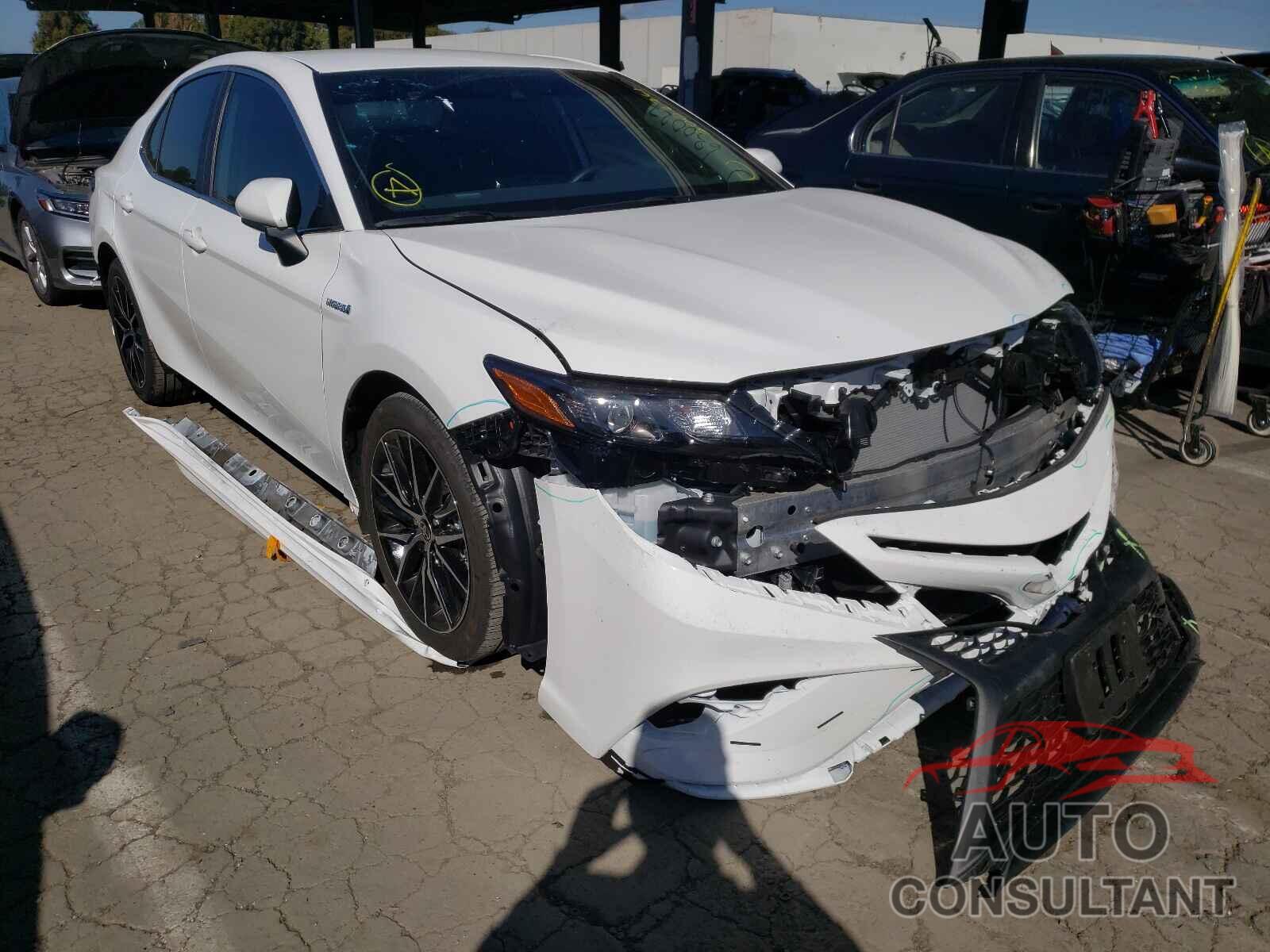 TOYOTA CAMRY 2021 - 4T1G31AKXMU556130