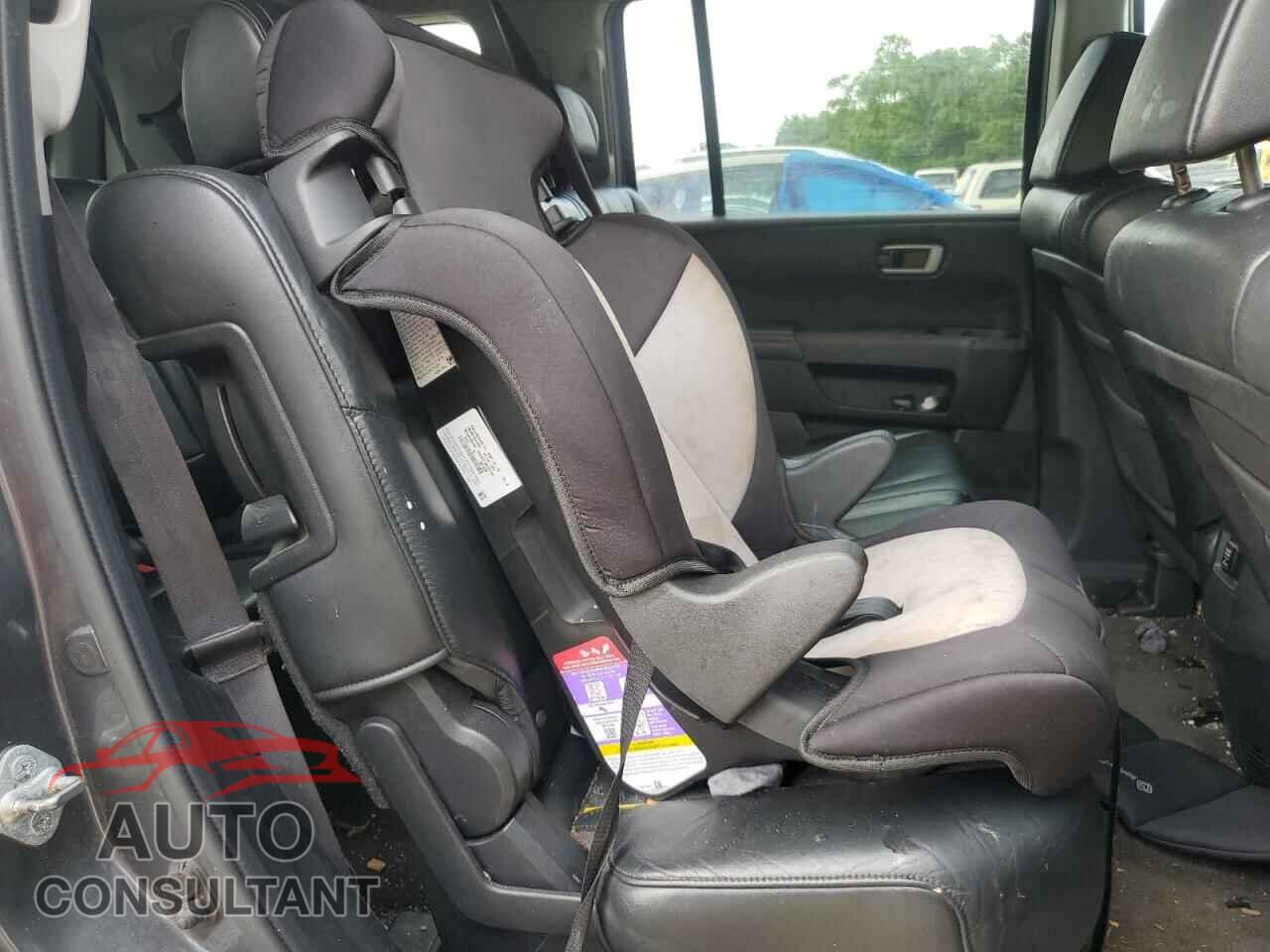 HONDA PILOT 2011 - 5FNYF4H71BB063378